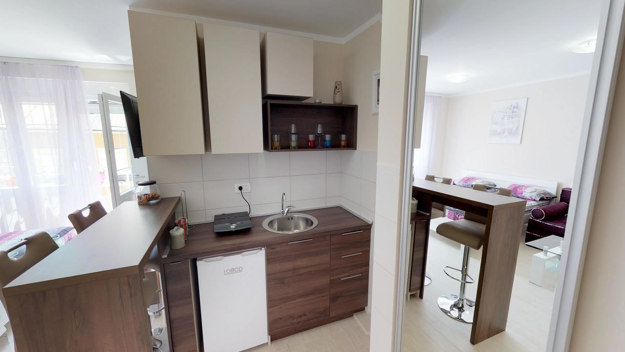 Adagio Apartment سيتينيي المظهر الخارجي الصورة